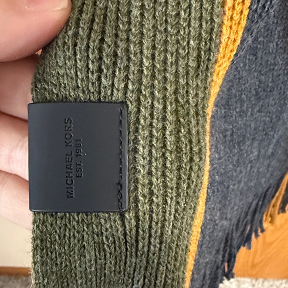 Michael Kors Men's Dark Gray Wool Coat with Striped Scarf - Picture 7 of 9